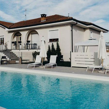 Agriturismo Ridaroca San Damiano dʼAsti Eksteriør billede